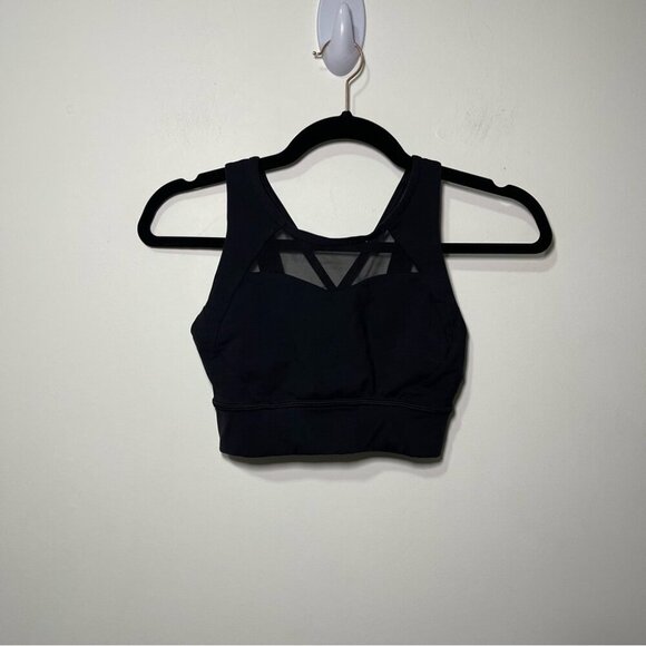 *SOLD* Lululemon women's Black Breath it in Luxtreme sporty sports bra in US 4 - Picture 3 of 9